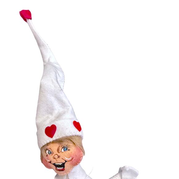 Annalee 2022 Valentines Kisses Collectible Elf Doll - Picture 5 of 6